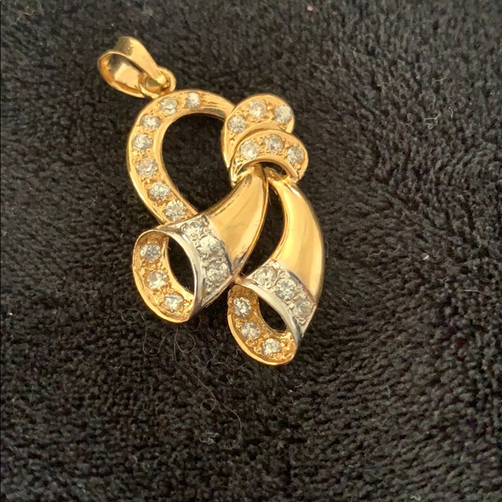 21K pendant